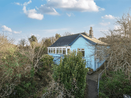 8 Church View Road - Camborne