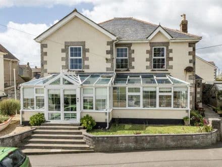 Ridgeback Lodge Hotel - Mullion, Helston